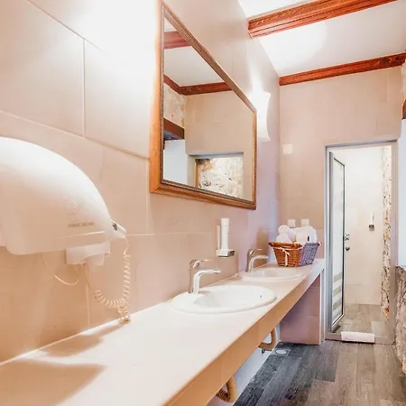 Hotel-restaurant Kriva Cuprija Hotel 4*