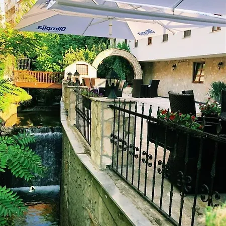 Hotel-restaurant Kriva Cuprija 4*